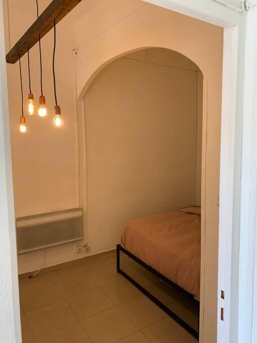 Apartamento Entre Gare Saint Charles Et Vieux Port Marsella Exterior foto